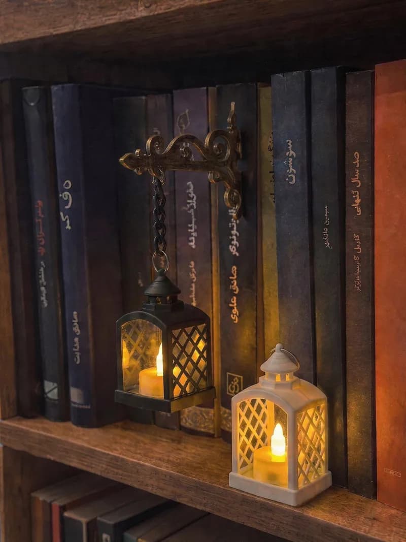 نمای دوم چراغ کتابخانه‌ای فانوس گنبدی