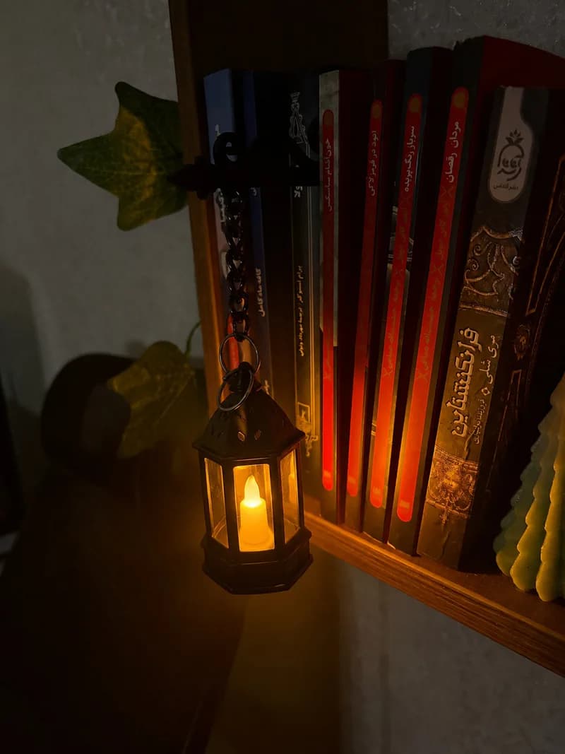 چراغ کتابخانه‌ای فانوس هشت‌ضلعی
