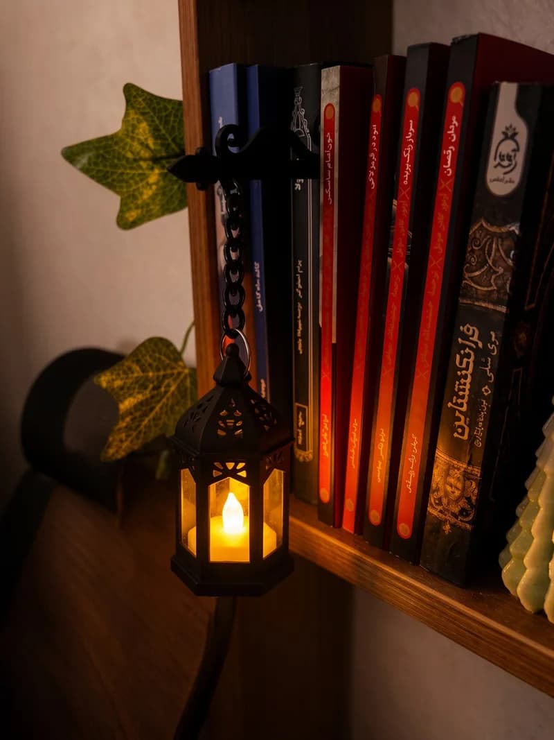 نمای دوم چراغ کتابخانه‌ای فانوس مراکشی