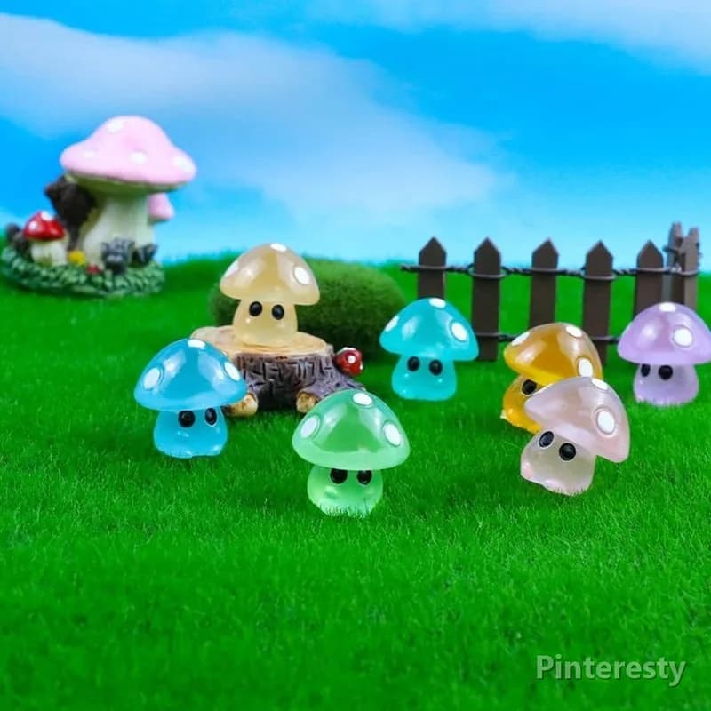 مجسمههای شبتاب قارچ | Glow Mushroom Figurines